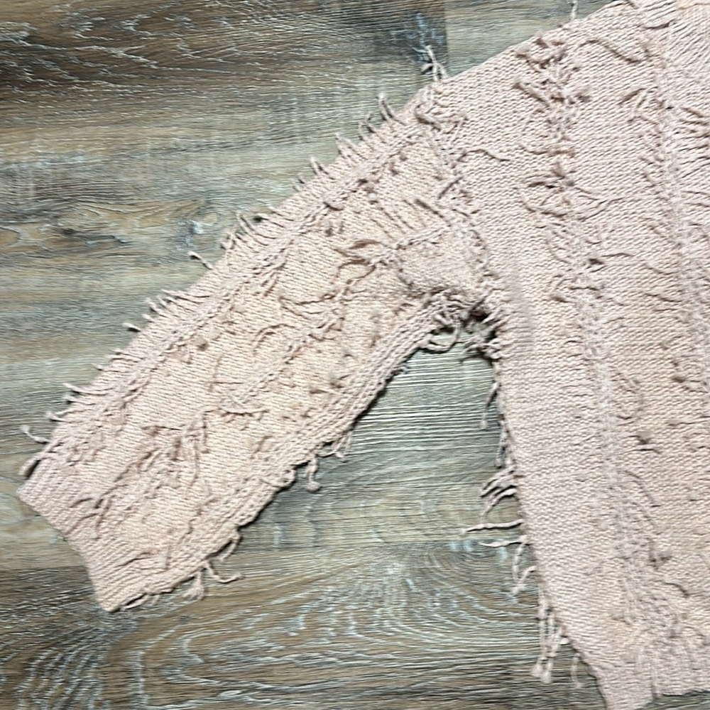 Pink Sweater - Picture 4 of 4
